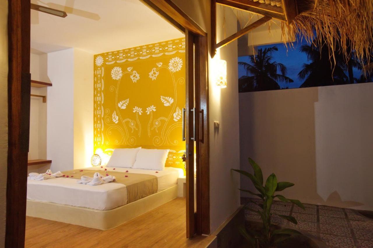 Golden Villa Gili Trawangan Esterno foto