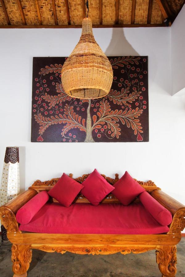 Golden Villa Gili Trawangan Esterno foto