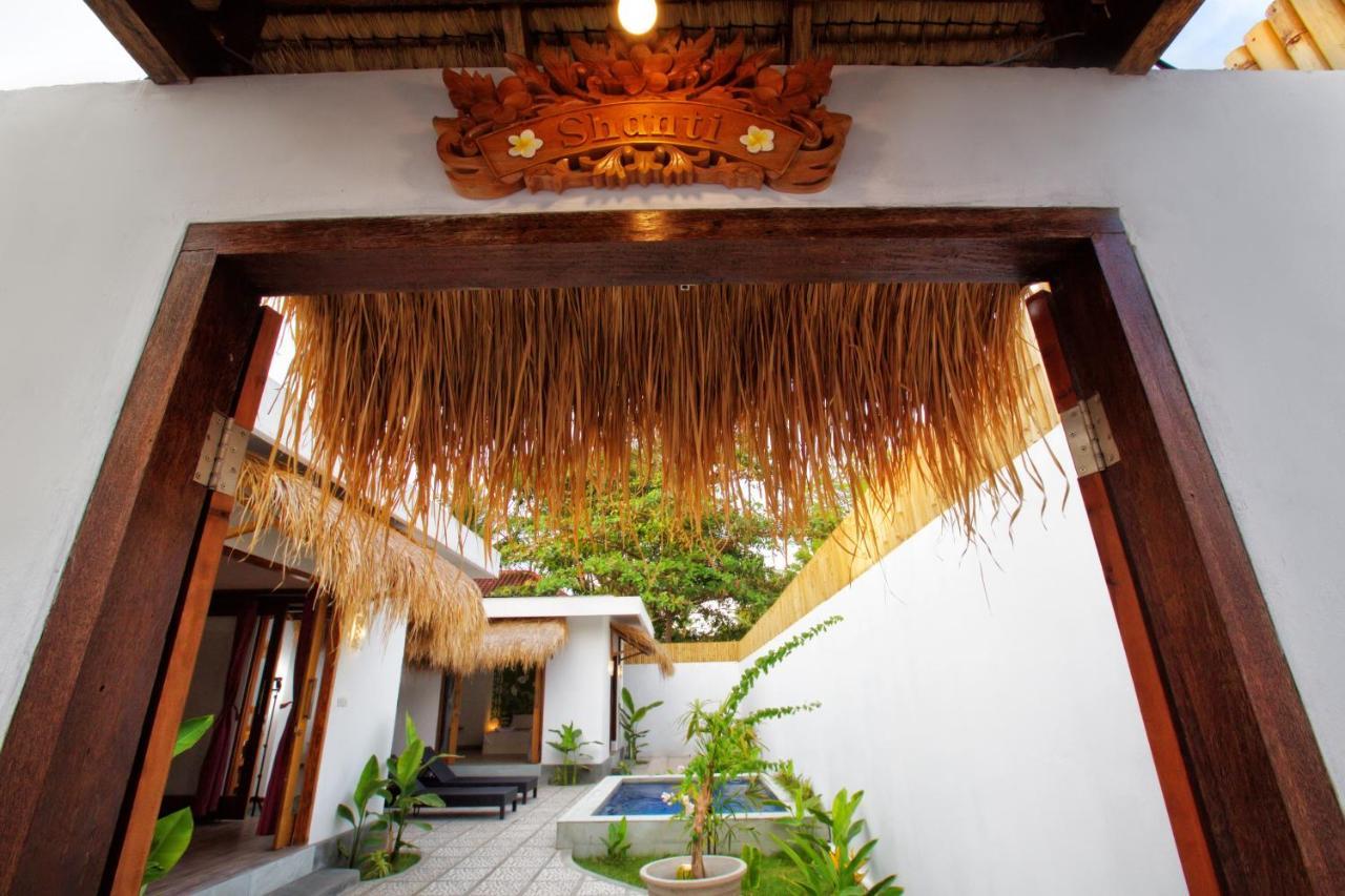 Golden Villa Gili Trawangan Esterno foto
