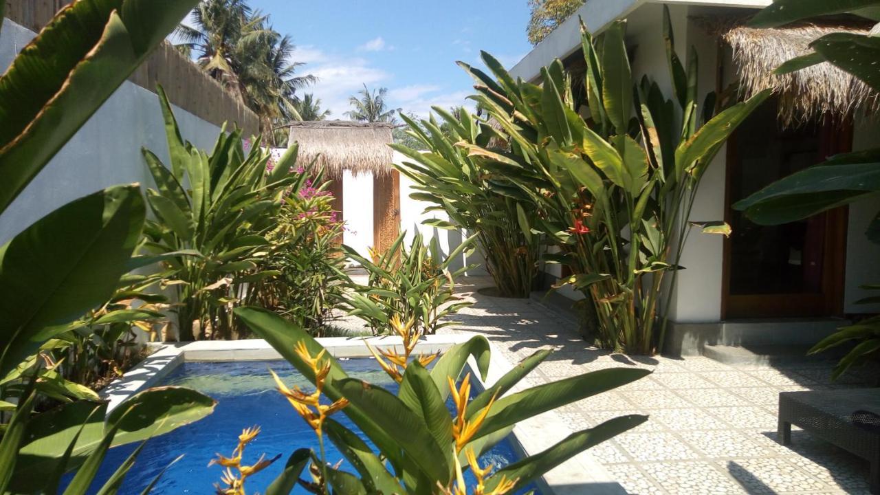 Golden Villa Gili Trawangan Esterno foto