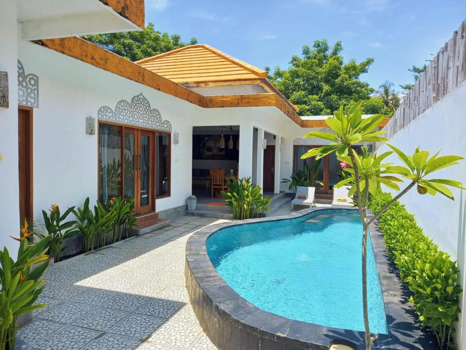 Golden Villa Gili Trawangan Esterno foto
