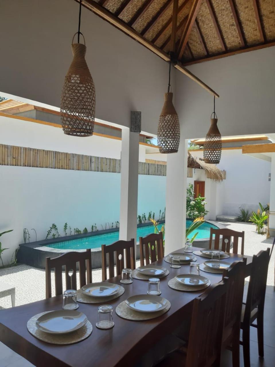 Golden Villa Gili Trawangan Esterno foto