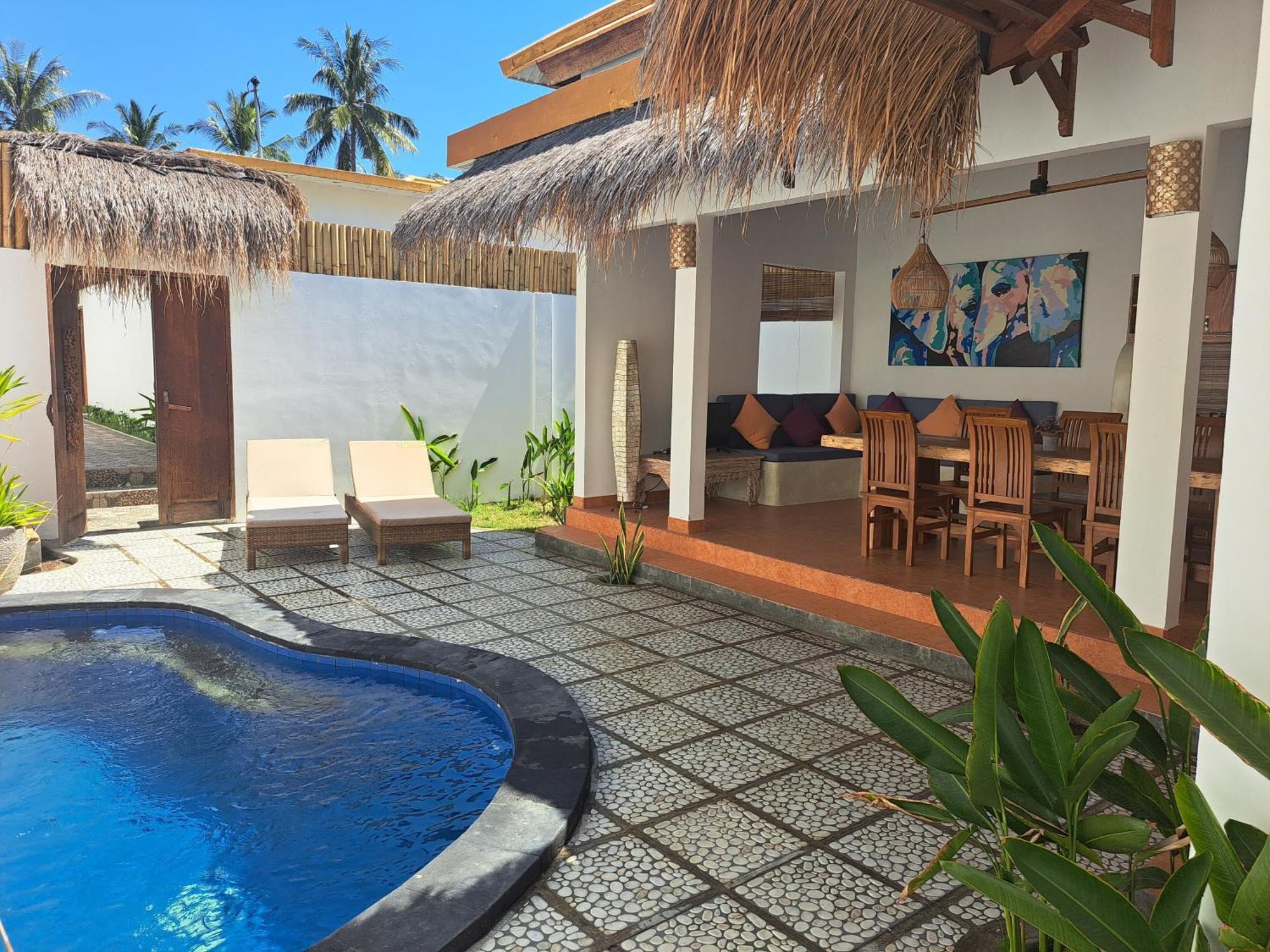 Golden Villa Gili Trawangan Esterno foto